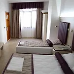 Bronze Hotel