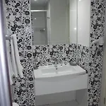 برونز بودروم