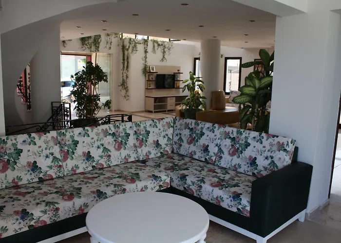 Bronze 3* Αλικαρνασσός